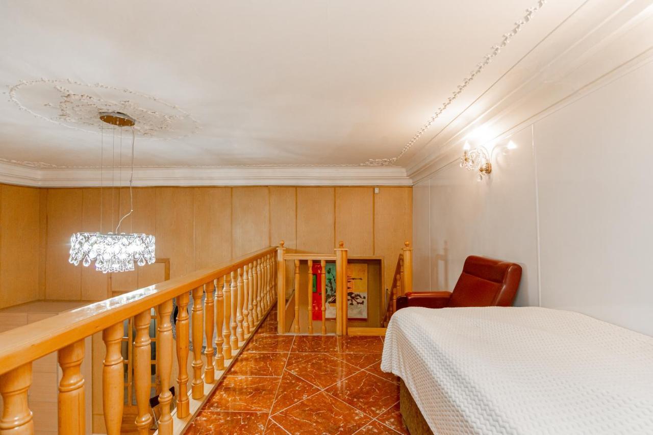 Rustaveli Downtown Aparthotel Tbilisi Esterno foto