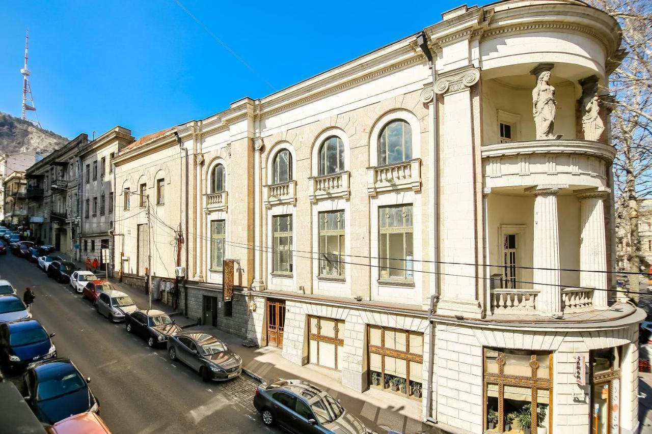 Rustaveli Downtown Aparthotel Tbilisi Esterno foto